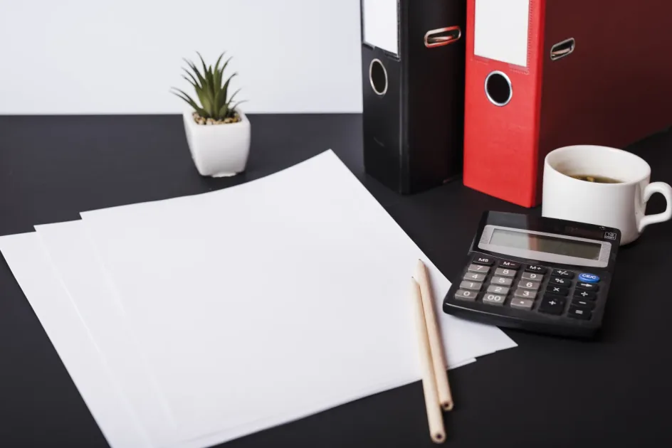 Proč je důležité oddělit osobní a firemní finance (a jak na to bez chaosu)
